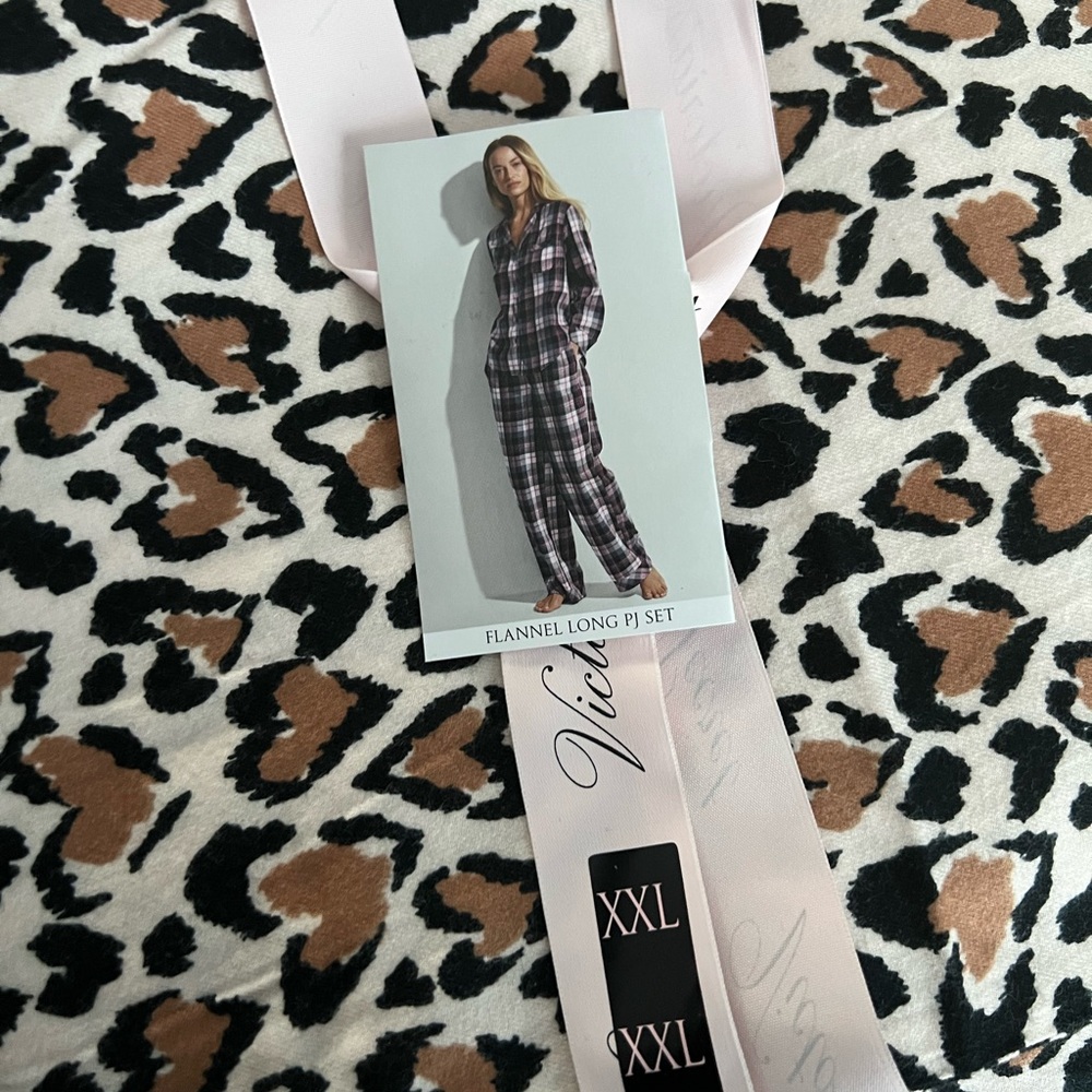 NWT Victoria Secret Soft Flannel PJ’s